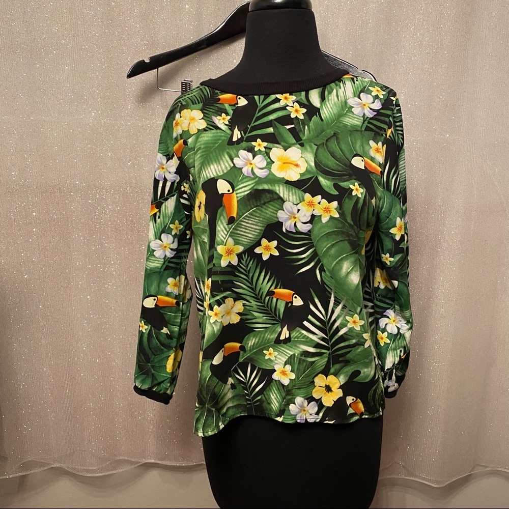 Westmoon Small Hawaiian Toucan Long Sleeve Top